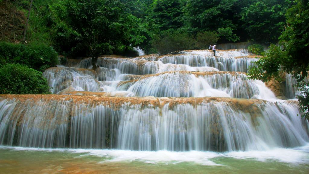 Cloud Falls