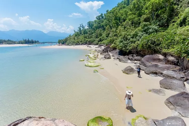 古岱海滩