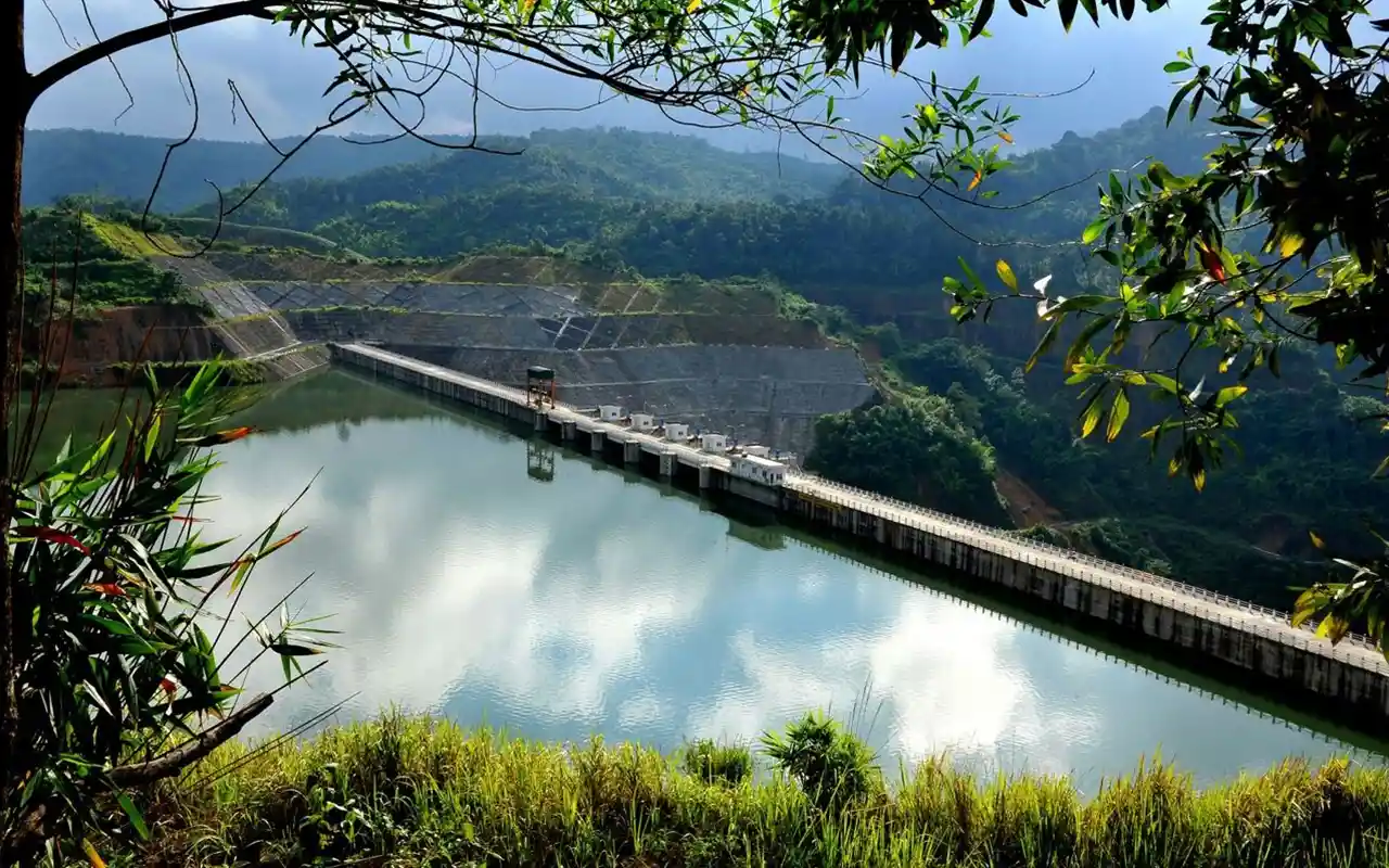 特鲁克湖 (Truc Lake)、得农 (Dak Nong)