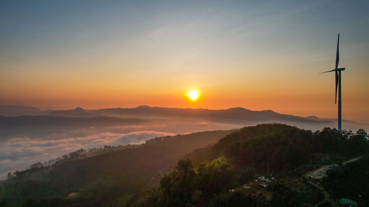 See the "fairy scene" in the heart of the mountain town at "Paradise of hunting clouds Cau Go - Binh Minh"