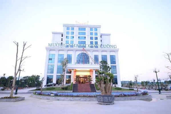 Muong Thanh Holiday Con Cuong Hotel