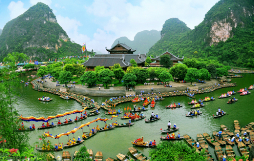 Trang An scenic complex stands out on the tourist map of Vietnam and the world