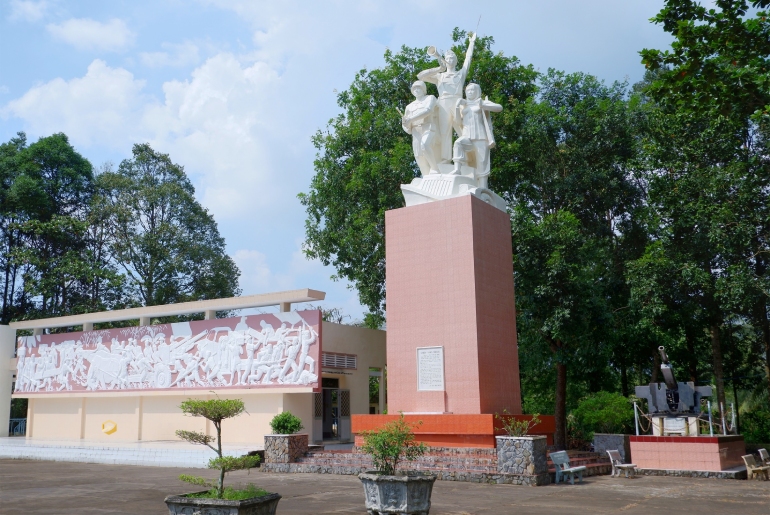 "Tầm Vu" Ecotourism Area In Hau Giang - A National Historical Monument