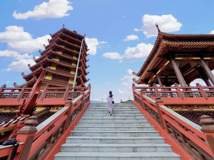 玉佛寺和夏雷寺