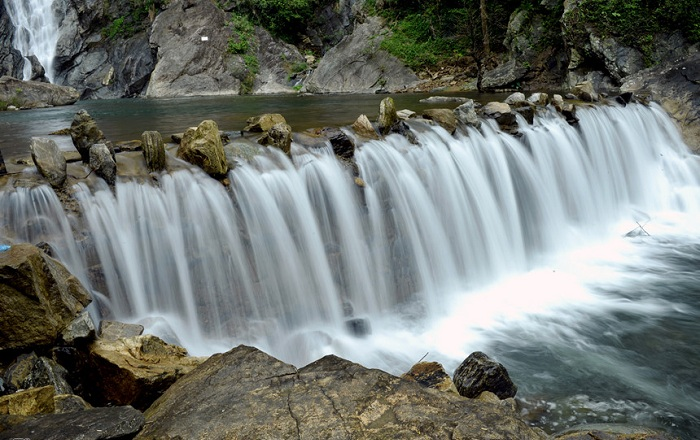 Escape the heat at Minh Long white waterfall paradise