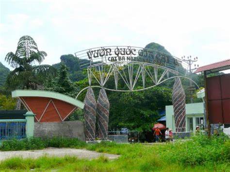 Gate to Cat Ba National Forest