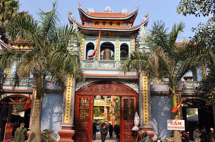 Gate of Mother Goddess Temple Dong Dang