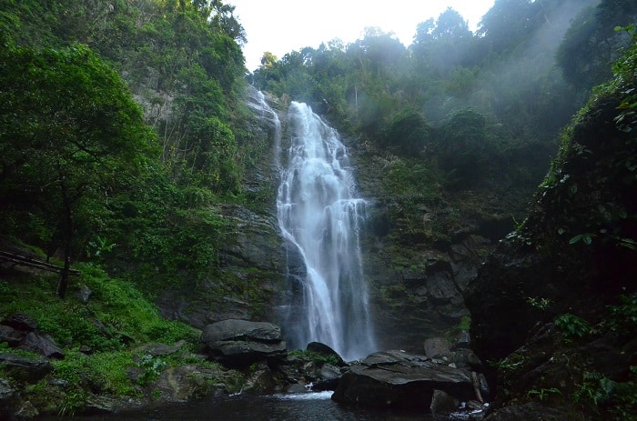 Khe Kem Waterfall