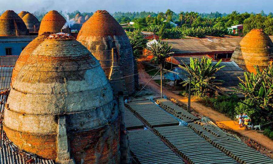 Image Vương Mãng image beautiful image beautiful - The brick kilns are located close together, looking from a ...