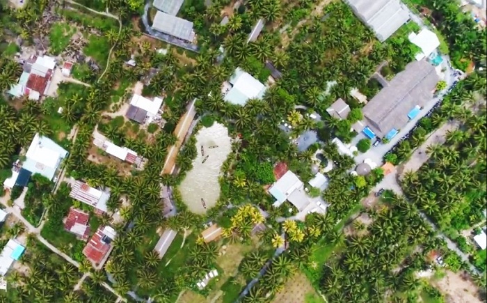 Phu An Khang生态旅游区位于Binh Phu公社Phu Loi村319号，目前是对年轻人有吸引力的停留地。