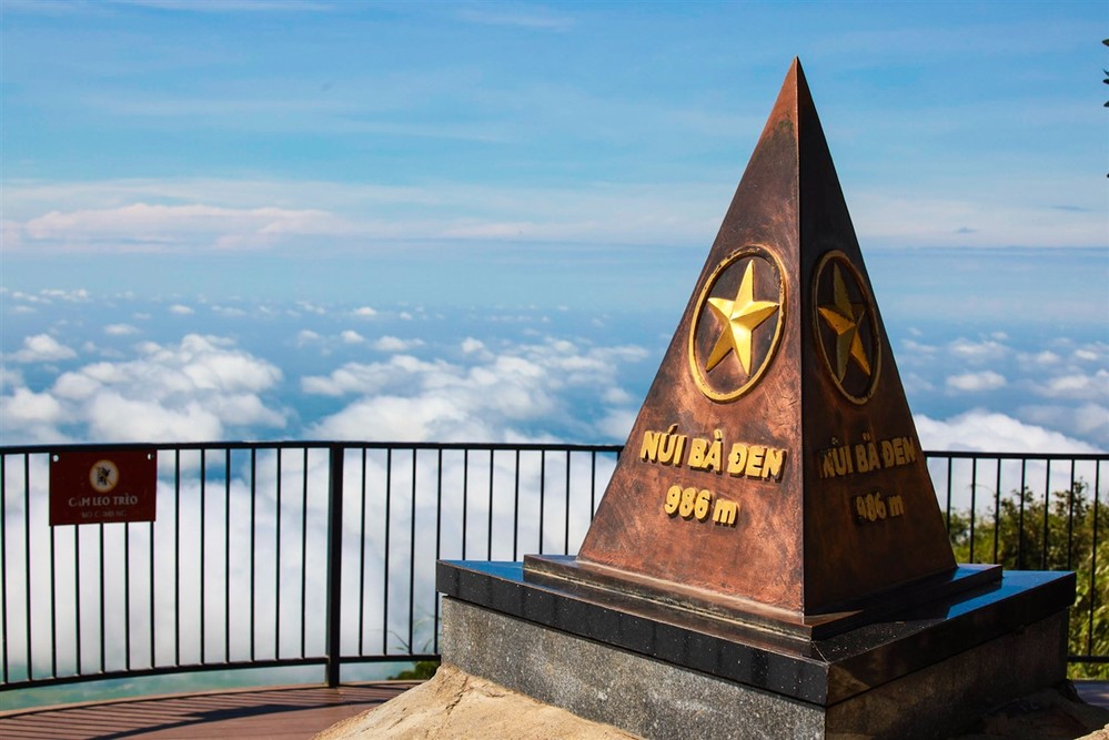 探索南方屋脊——巴登山