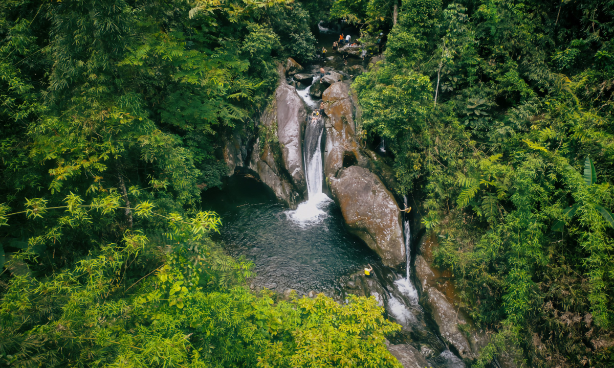 Suối Cửa Tử.