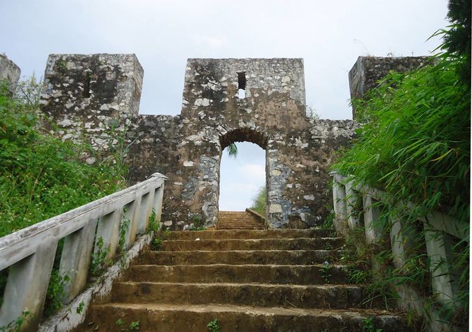 高平麦克王朝城堡（Na Lu Citadel、Ban Phu Citadel、Phuc Hoa Citadel）