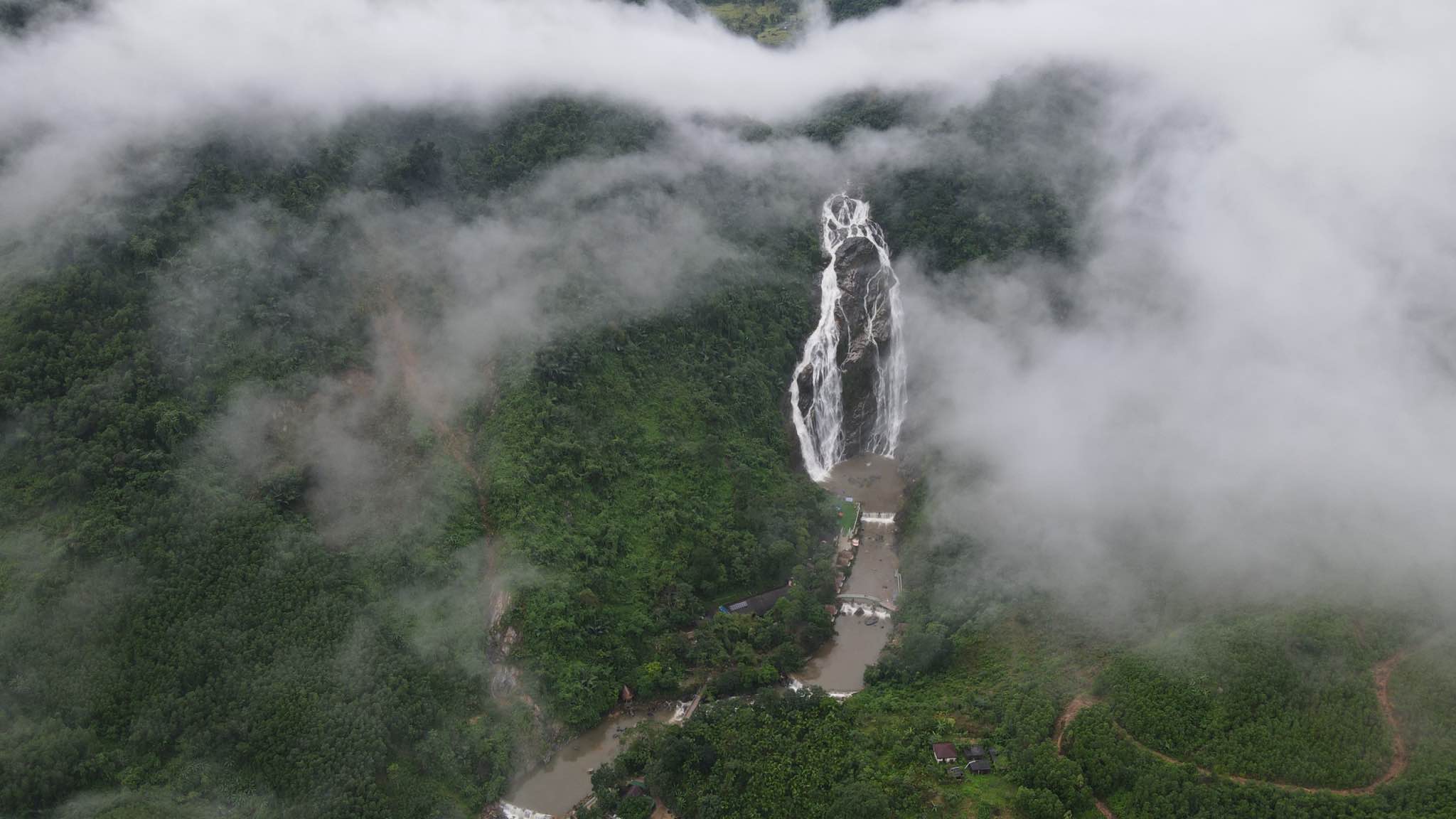 White Waterfall Ecotourism Area