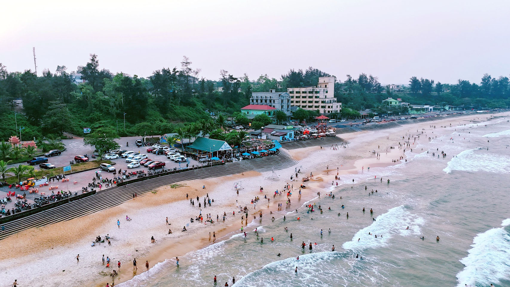 Cua Tung Beach