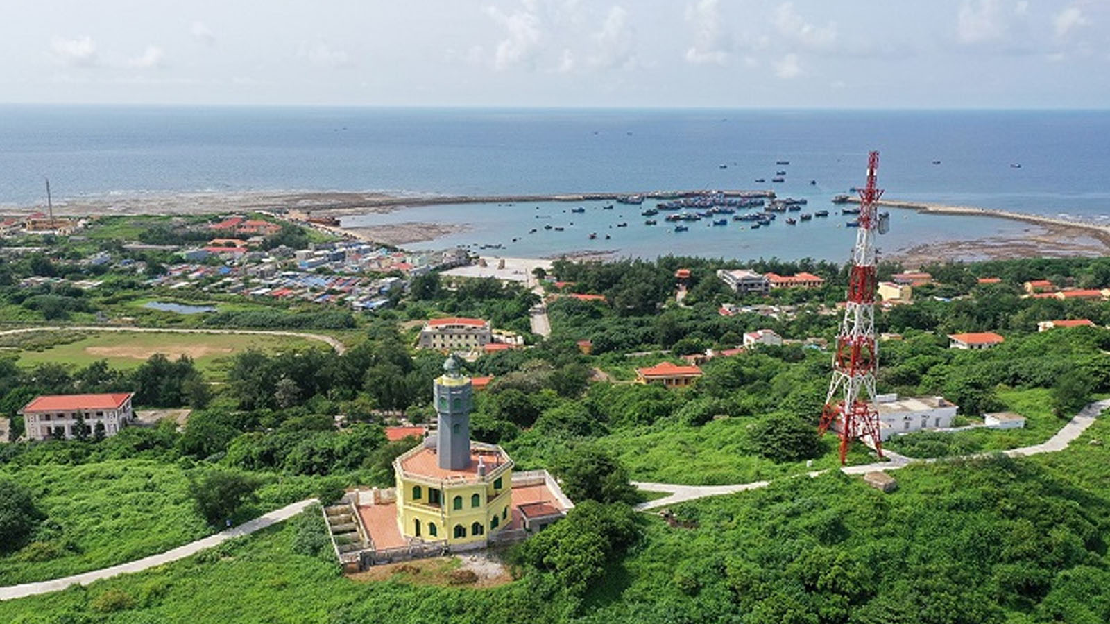 Bach Long Vi is an offshore island located in Hai Phong city