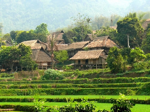 Khám phá vẻ đẹp và văn hóa Bản Lác Mai Châu