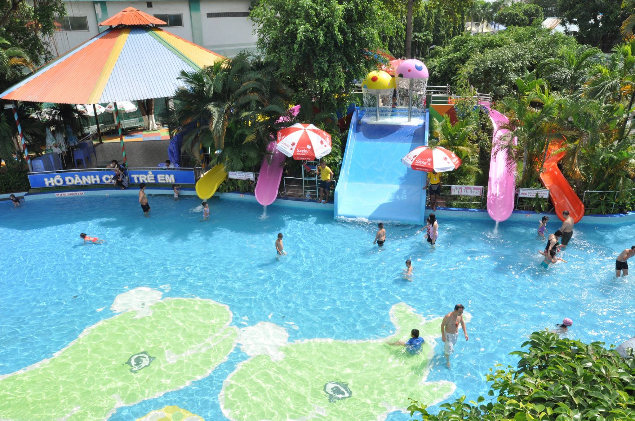 Dam Sen water park