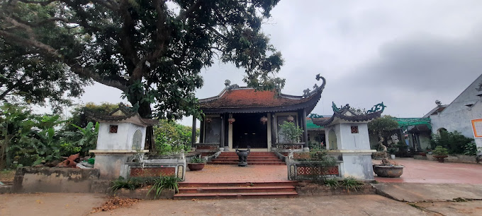 Co Vien Communal House and Pagoda