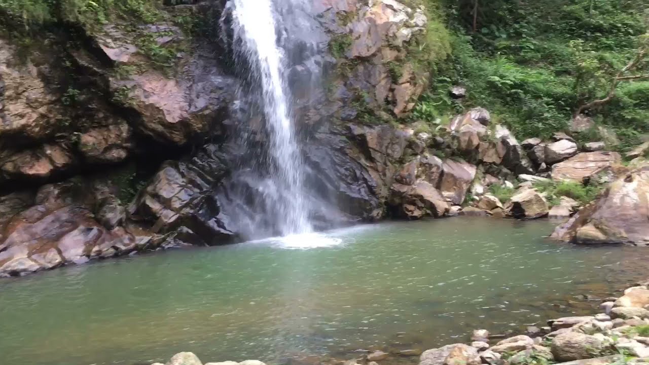 Pu Nhu Waterfall