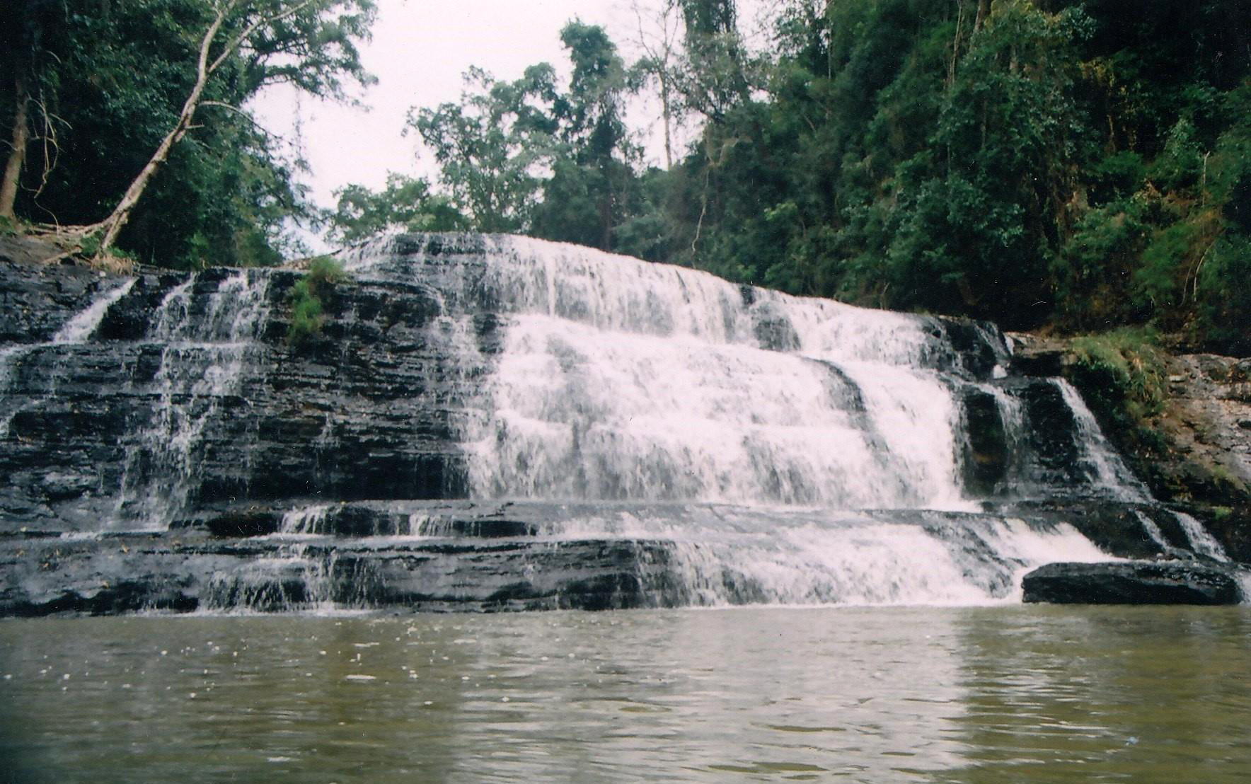 Thuy Tien Waterfall