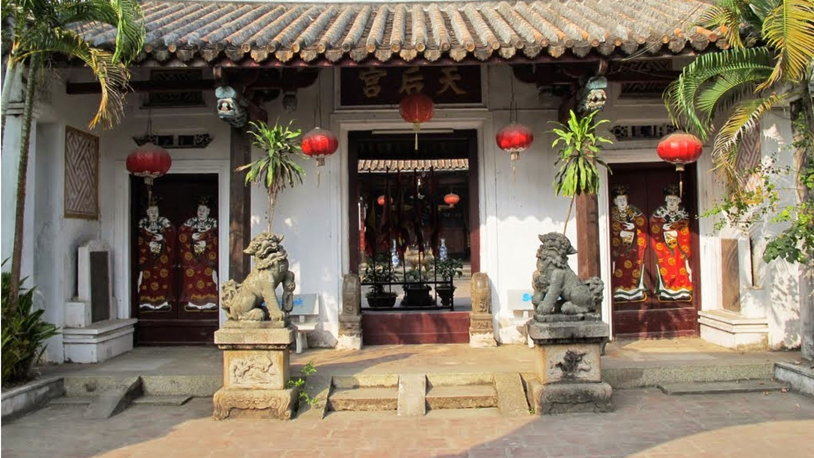 Thien Hau Temple (upper temple)