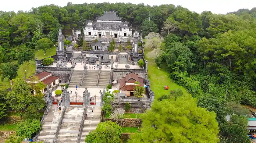 HUE (KHAI DINH TOMB - HUE COLD CAPITAL - THIEN MU Pagoda)