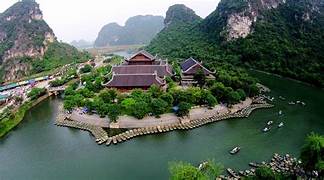 Ninh Binh - heritage region