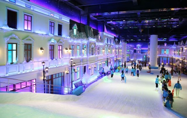 Khu vui chơi giải trí Snow Town Sài Gòn