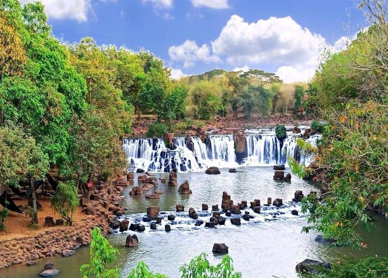 Han Stone Waterfall