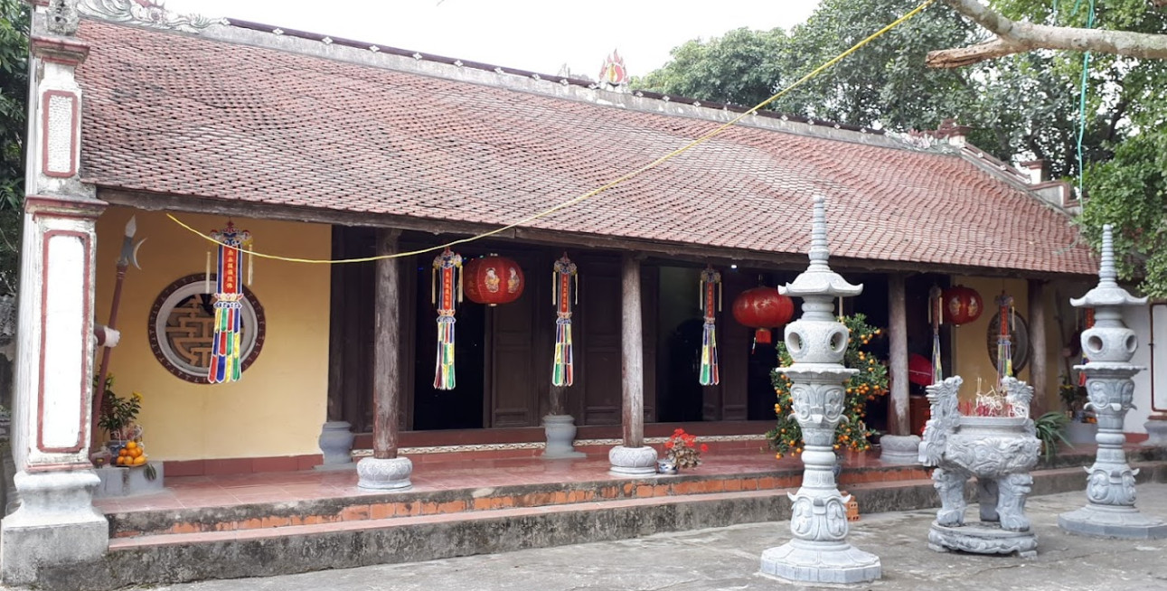 Lang Dau Communal House