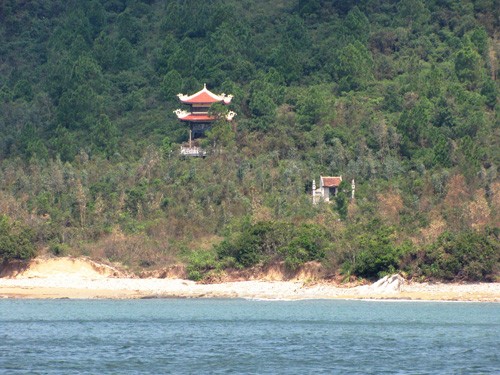 Explore Vung Chua - Yen Island tourist area