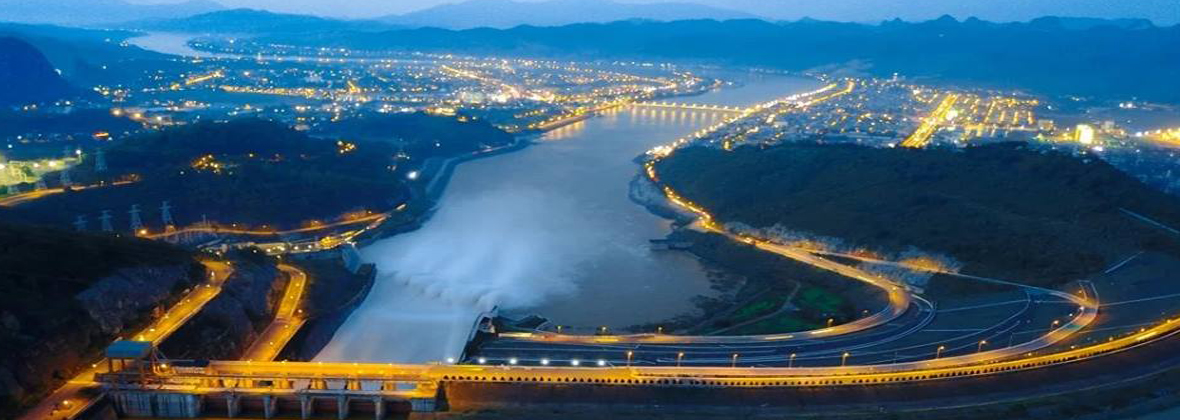 Hoa Binh Hydropower Plant at night