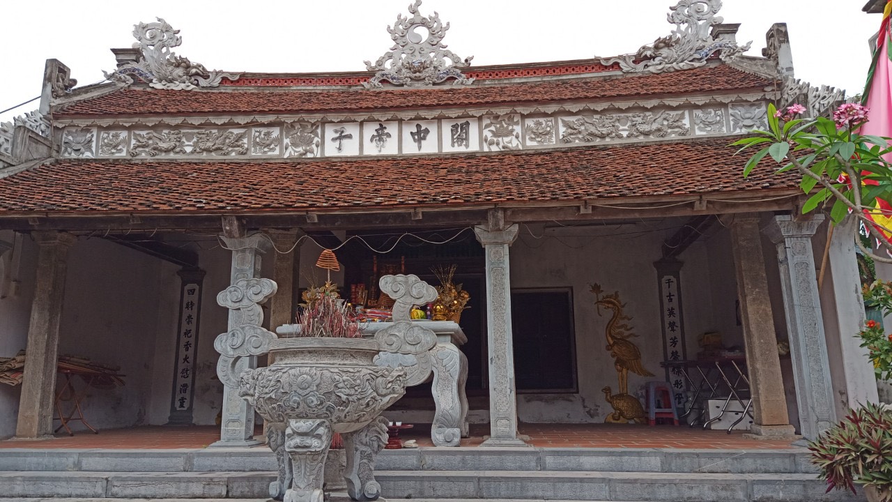 VONG NGUYET TEMPLE