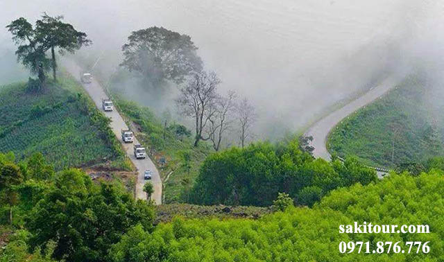 The majestic scenery of Vi O Lak pass