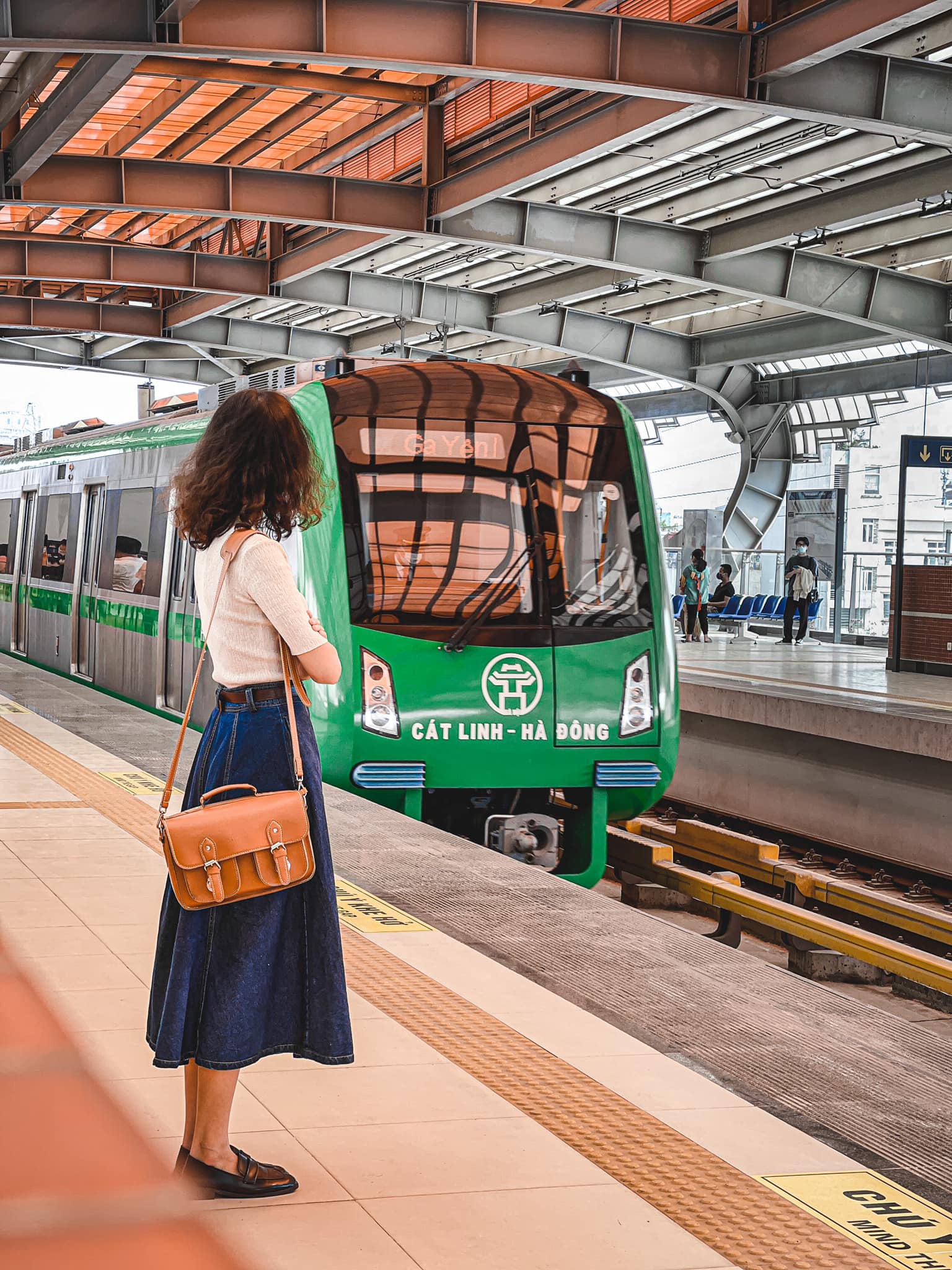 Ga Cát Linh - Hà Đông: Điểm du lịch, sàn diễn thời trang của giới trẻ