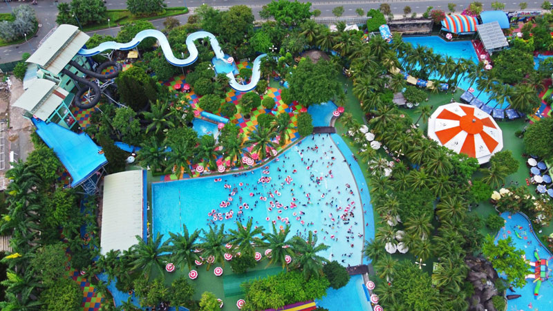 Dam Sen water park