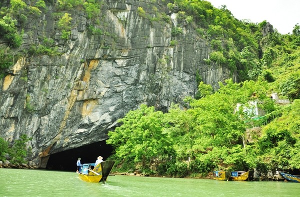 Một ngày khám phá vườn quốc gia Phong Nha - Kẻ Bàng