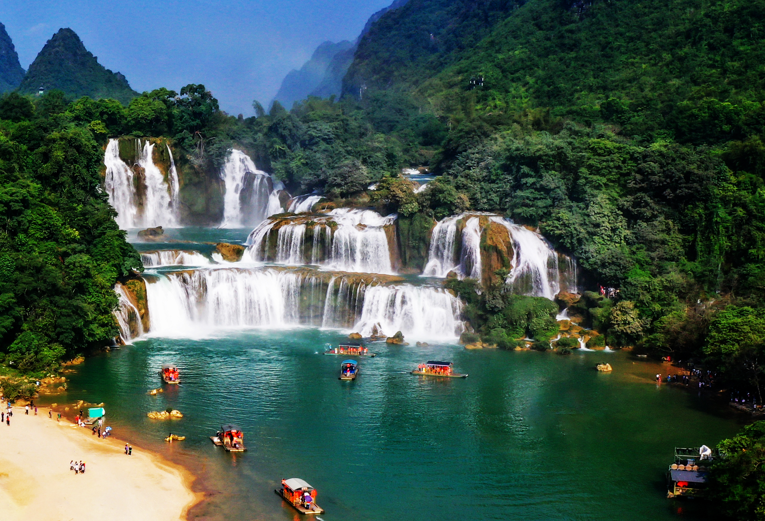 Ban Gioc Waterfall