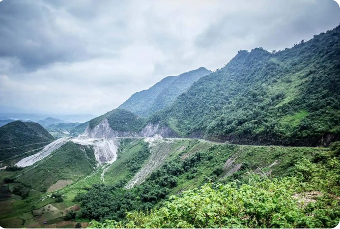 Đèo Thung Khe ( Đèo Đá Trắng)