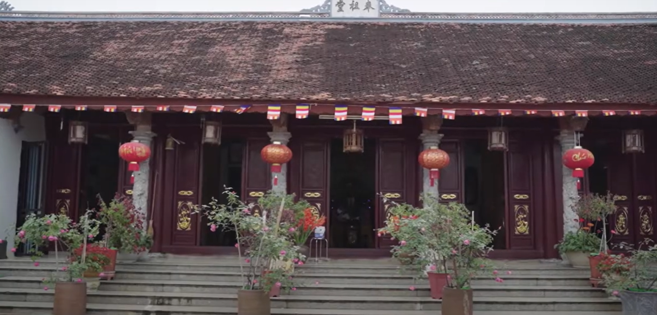 VAN PHUC Pagoda