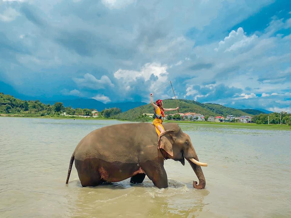 Lak Lake tourist area