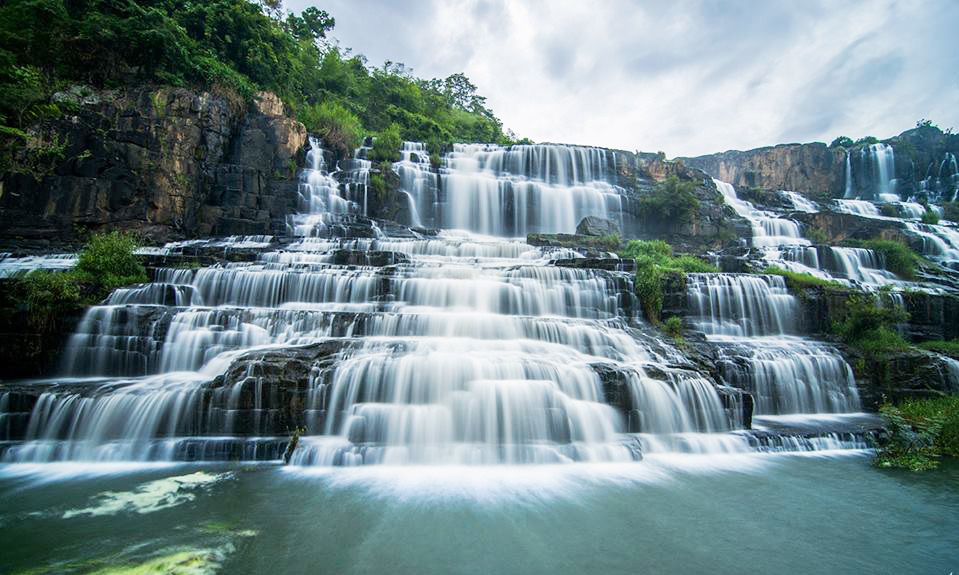 Nine-Storey Waterfall