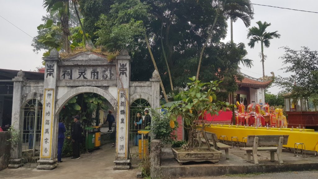 Ngoi Bo Temple