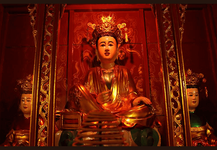 Statue of worship in Mother Dong Dang Temple