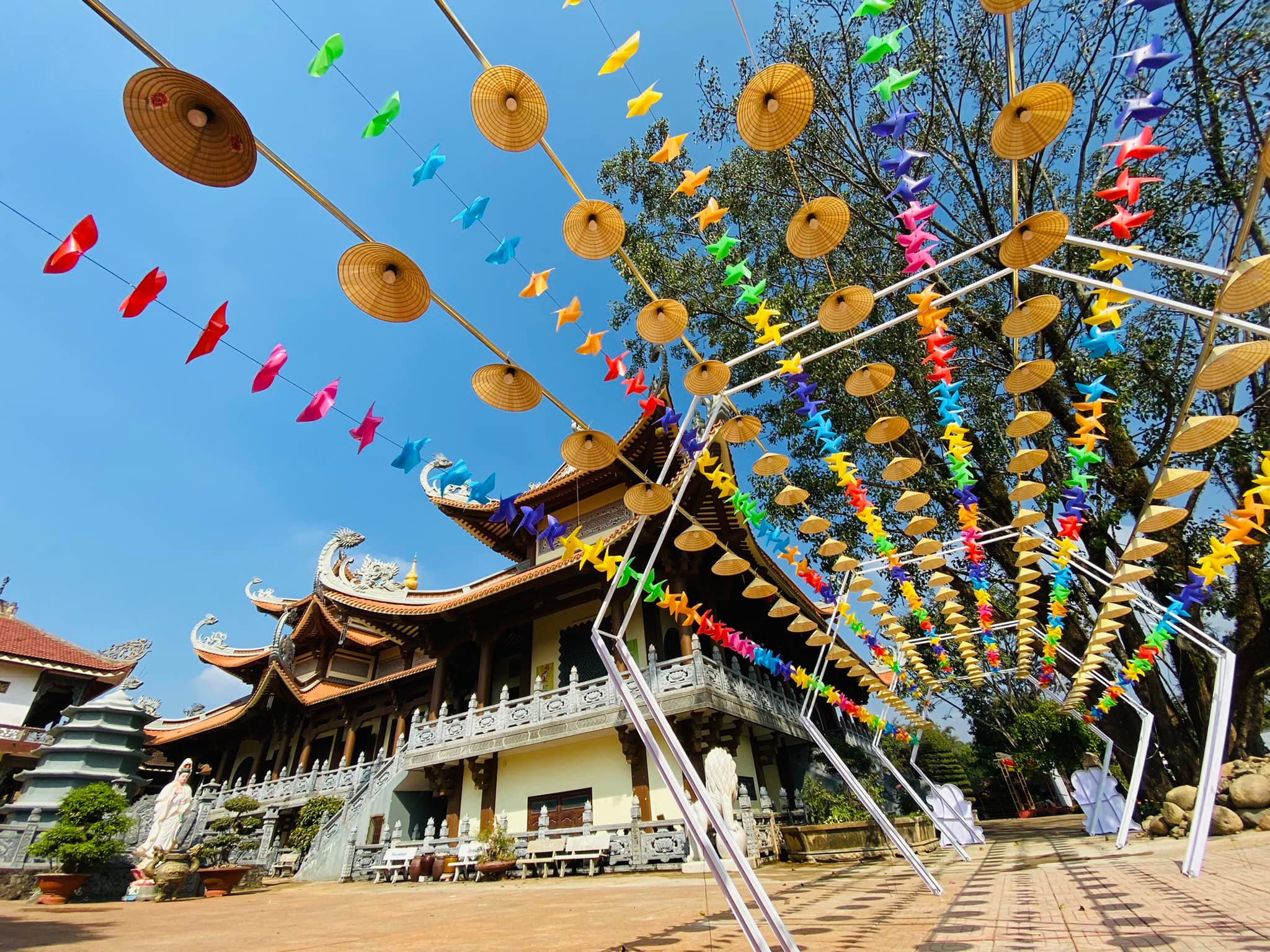 Phap Hoa Pagoda Dak Nong was first built in 1959 with the then name of Buddha Recitation Pagoda.