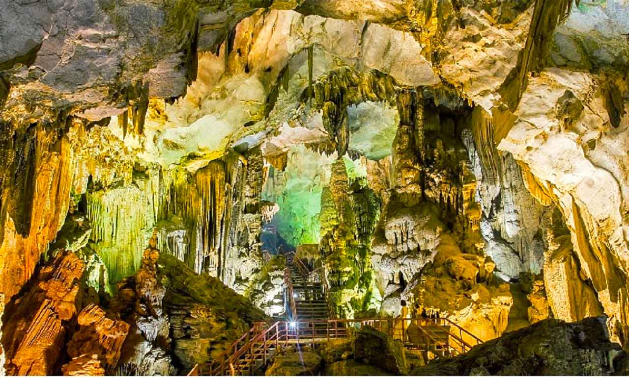 Phong Nha Cave