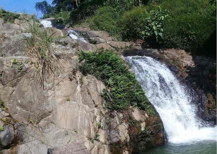 Khuon Tat Waterfall