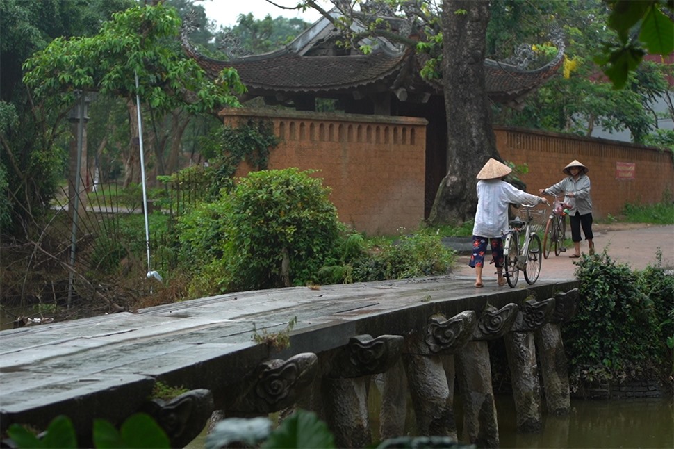 Cây Cầu Đá 9 Nhịp Đầu Rồng 200 Tuổi Đẹp Nhất Vùng Bắc Bộ Xưa Tại Làng Nôm Hưng Yên