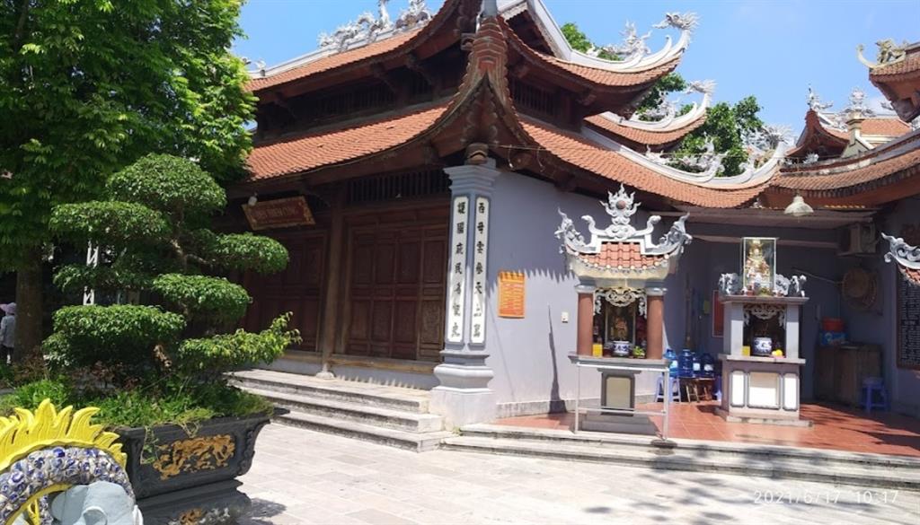 Ha Temple on a sunny day